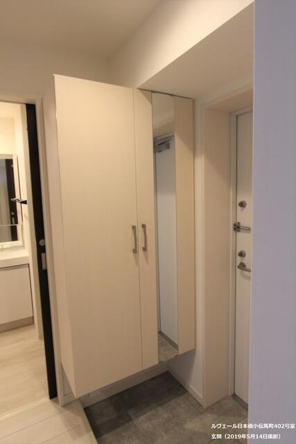 ルヴェール日本橋小伝馬町の玄関