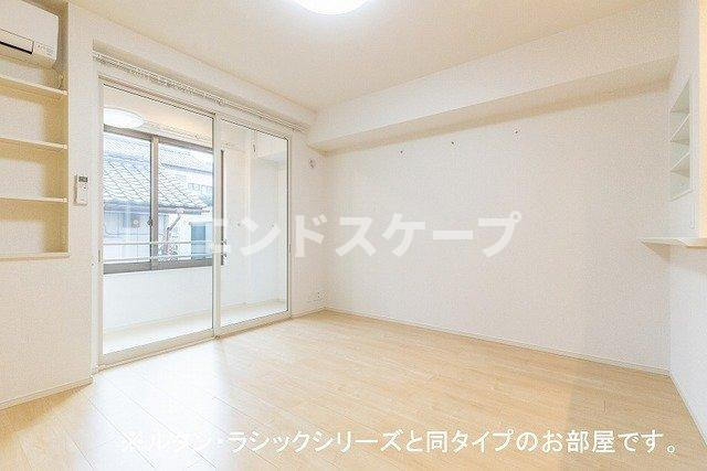パレスＫＫの居間・リビング|高崎、前橋のお部屋探しはエンドスケープまで！お客様の理想お聞かせ下さい♪