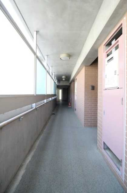 コーポ中里　駐輪場　オートロック　独立洗面台のその他