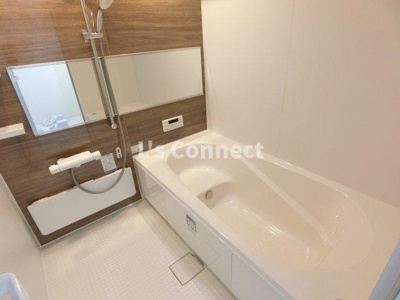 【浴室】 | Ｄ－ＲＯＯＭすいせん通り | 足を伸ばして入れる１坪浴室。