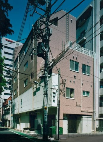 府中市宮町２丁目の賃貸マンションの外観