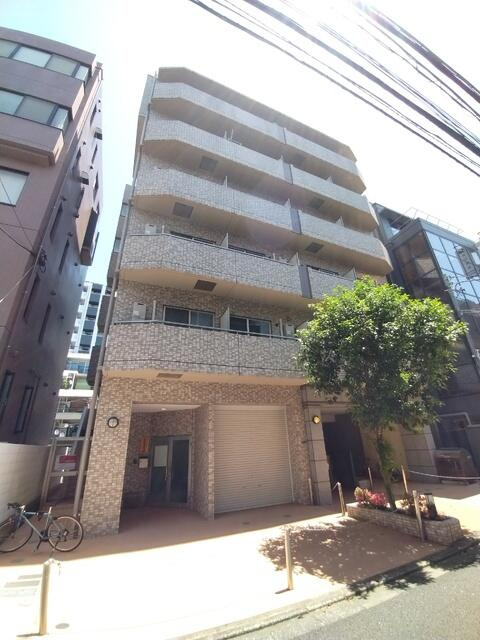 アルメリア新宿(アルメリアシンジュク)の外観