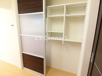 【設備】 | Ｄ－ｒｏｏｍ泉中央 | ＬＤＫにはパントリー付き。