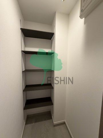 S-RESIDENCE博多駅東awesomeの玄関