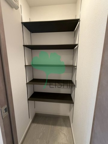 S-RESIDENCE博多駅東awesomeの玄関