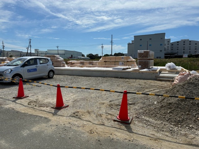 【外観】 | 浜松市中央区米津町 3期 新築一戸建て 1号棟 | 現在建築中の外観画像です。ご内覧は同じメーカーの完成物件へご案内いたしますので、いつでもご相談ください！