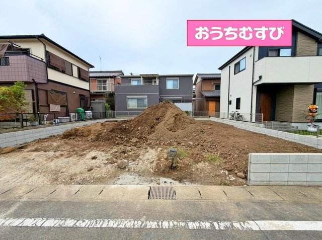 小牧市西之島第2（全1棟）の前面道路含む現地写真