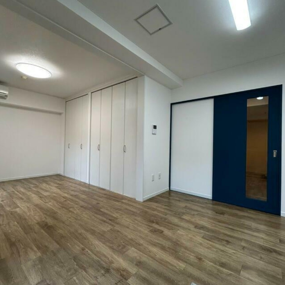 さいたま市南区南本町２丁目の賃貸マンションの居間・リビング