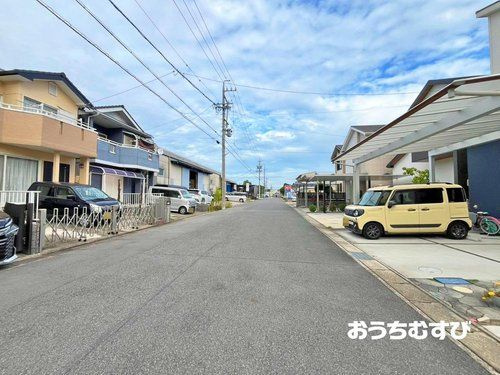 春日井市下条町の前面道路含む現地写真