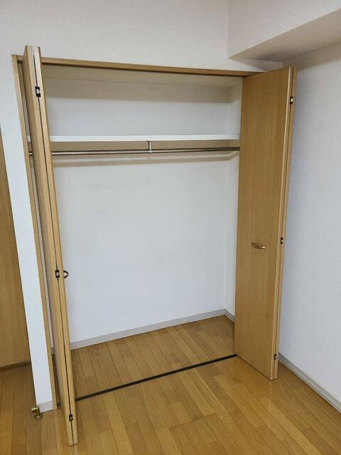 アザレア安藤の収納