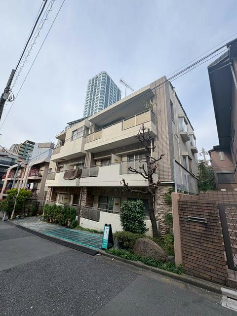 アザレア安藤の外観