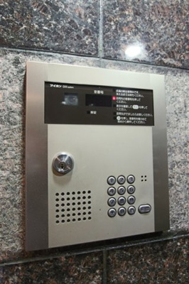 オートロック盤