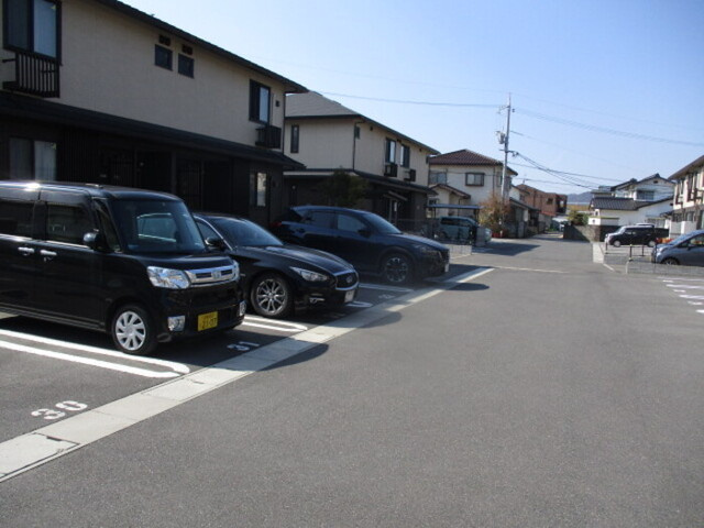 Ｋａｄｏｙａｋａｎ　B棟の駐車場|駐車場