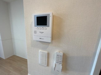 【内装】 | （仮）千駄塚新築アパートＢ | カメラ付インターホン（イメージ）