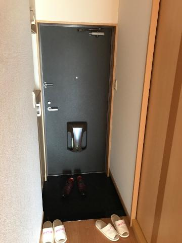 グランチェスタＫ・Ｔの玄関|玄関