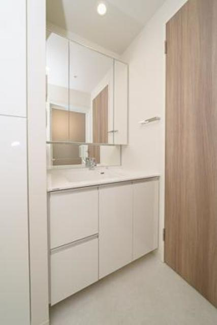 メルクマール京王笹塚レジデンスの洗面所|※写真は同タイプ住戸です。