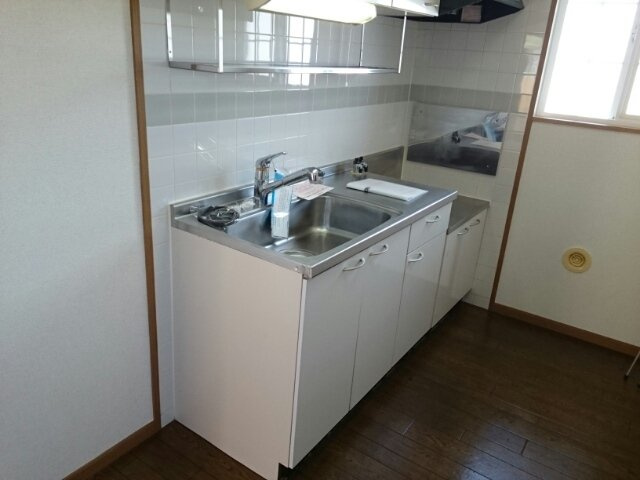 ラフィネ花水木のキッチン