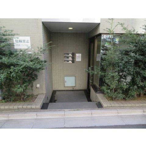 【エントランス】 | 台東シューエックスビル | エントランス