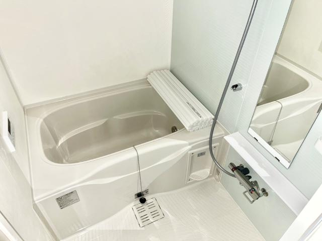 アジュールの浴室|バス
