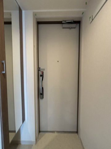 リブリ・船橋日大前の玄関