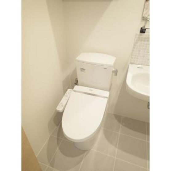【トイレ】 | ＬＡＰｉＳ白金高輪 | ※写真は同タイプ住戸です。