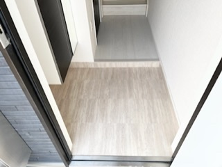 アジュールの玄関|玄関
