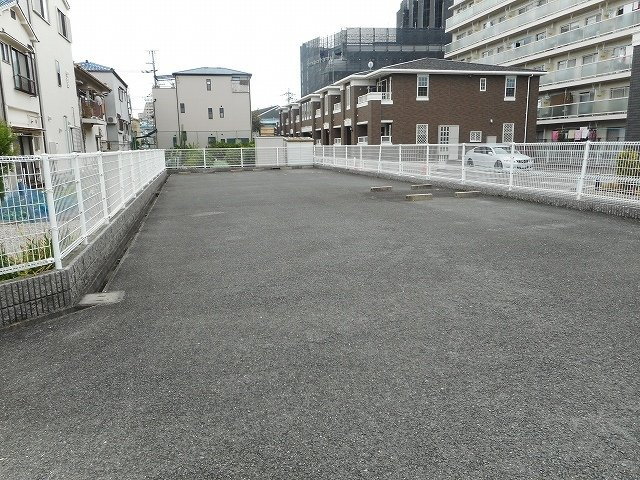 エスポワールＡの駐車場