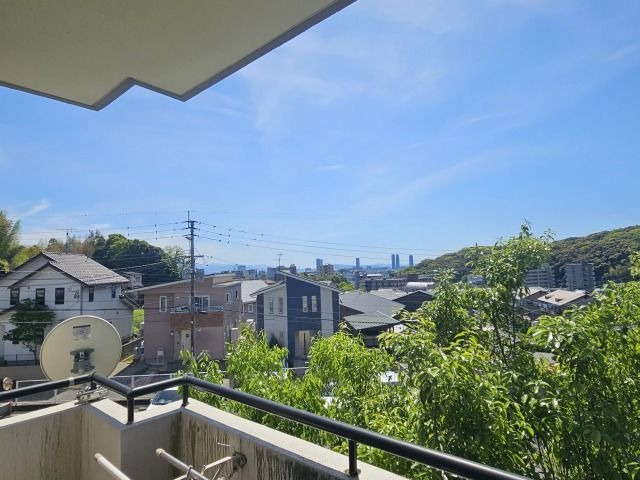 【展望】 | ロータリープラザヒルズ香椎 | 前方に遮る建物もなく、開放的な眺望を楽しめます