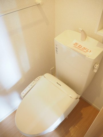 ヴァン・グラースⅠのトイレ|シンプルで使いやすいトイレです