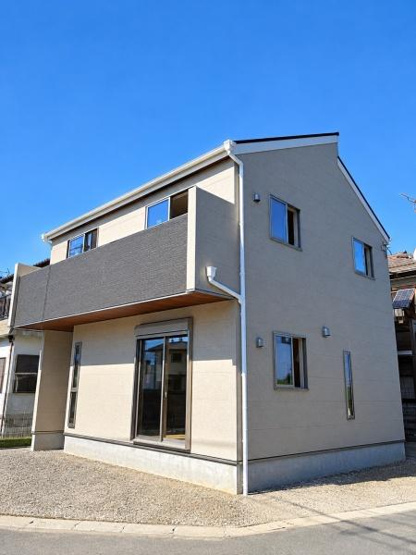 【間取り】 | 草加市北谷3丁目　新築戸建 | R8.10.8撮影
お気軽にお問い合わせ下さい♪
※資材などAI加工で削除しております。