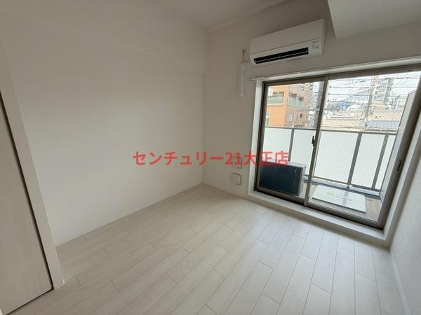 エスリード大阪エヴォルツの洋室