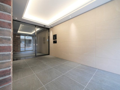 【外観】 | クレヴィスタ横浜大口 | 外観は落ち着いています
