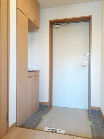 エスタシオンの玄関