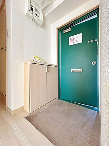ユタカマンションの玄関