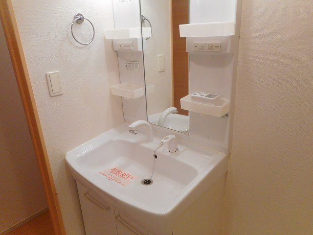 プレドパルク八家の洗面所