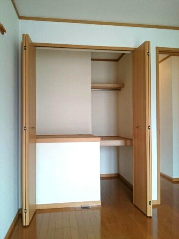 エレガンスガーデンの収納