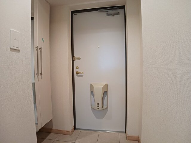 ヴォロンティエの玄関