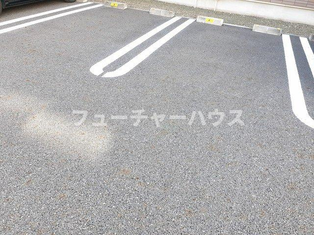 カボティーヌ　Ⅱの駐車場|カースペースがあります