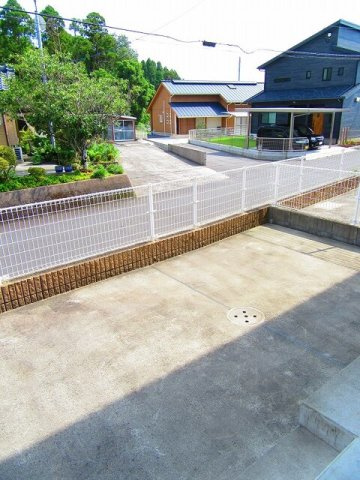 メゾンエスポワールⅠの庭