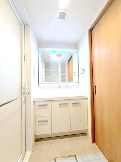 【独立洗面台】 | ダイヤモンドマンションラ・セーヌ | 独立洗面台です