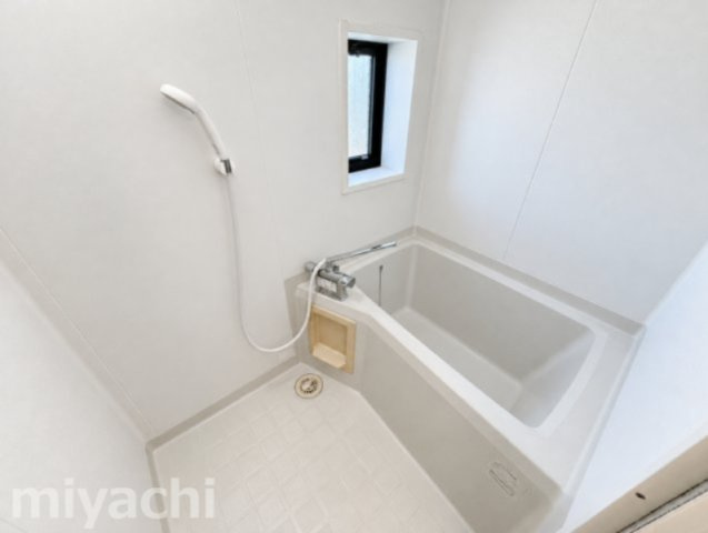 メゾンパーク中村Aの浴室