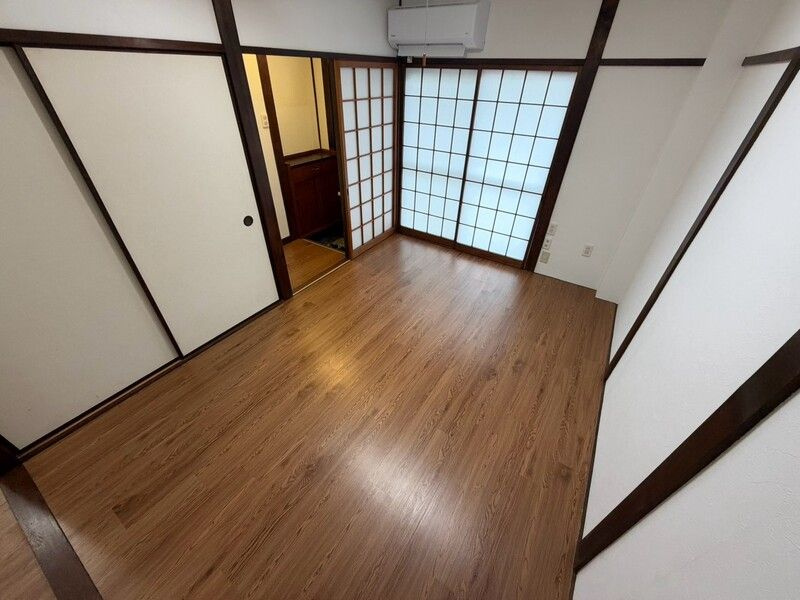 尼崎市浜田町5丁目の居間・リビング