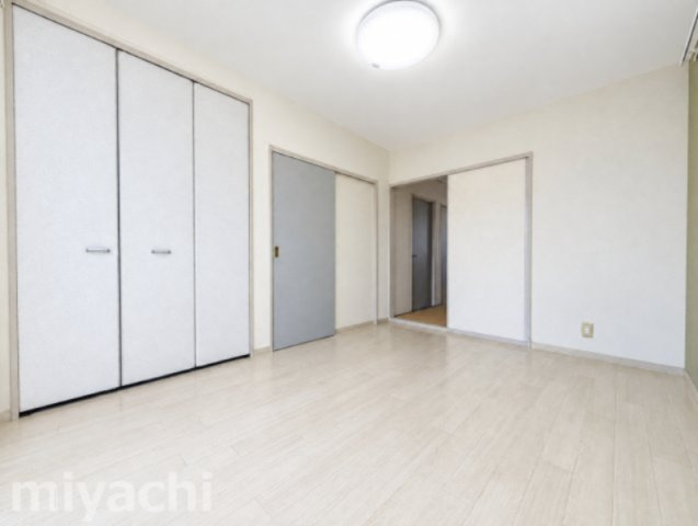 メゾンパーク中村Bの洋室