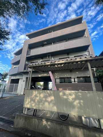 コレット坂部の外観