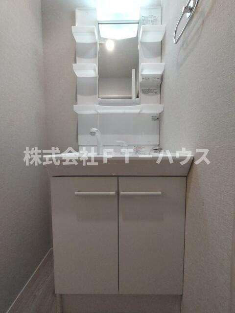 メゾン　ド　トヨタの独立洗面台