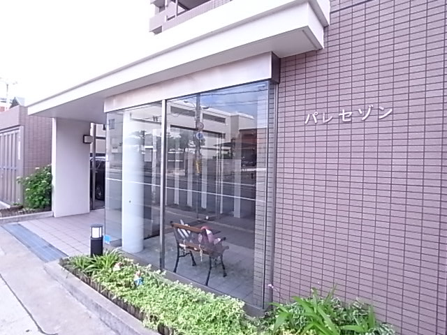 パレセゾンのエントランス