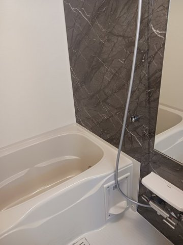 エザンスの浴室|コンパクトで使いやすいお風呂です