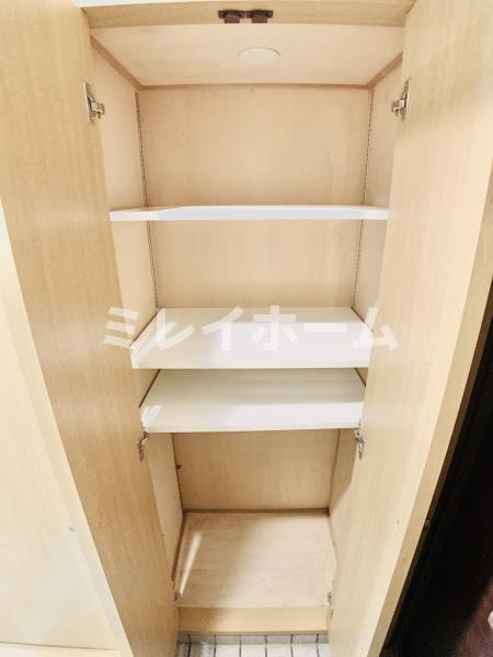 北品川アパートメントの収納