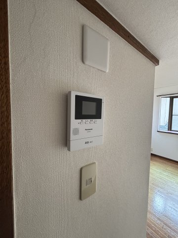 【TVモニター付きインターフォン】