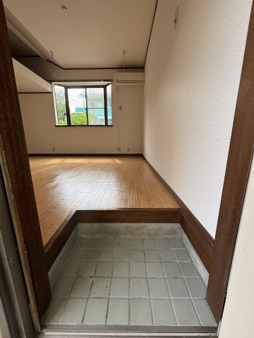 【玄関】